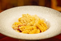 poze-curte-2000x1000-25